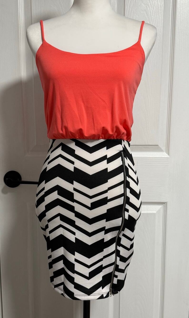 2B bebe New Women's Chevron Dress Size XS